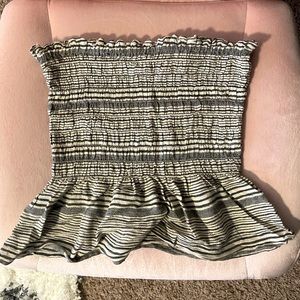 Tube top with ruffle